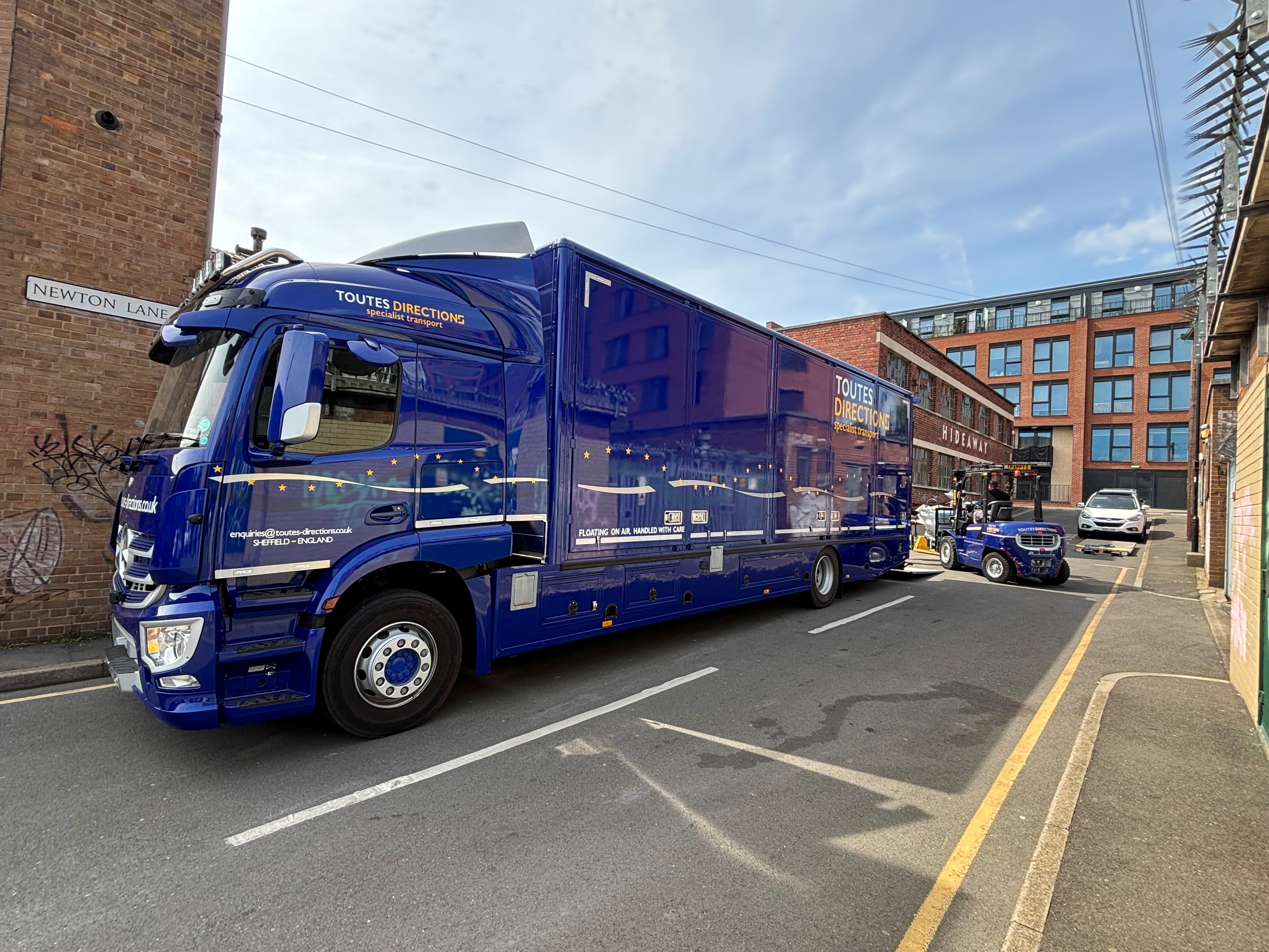 Moving van outside FwdMotion